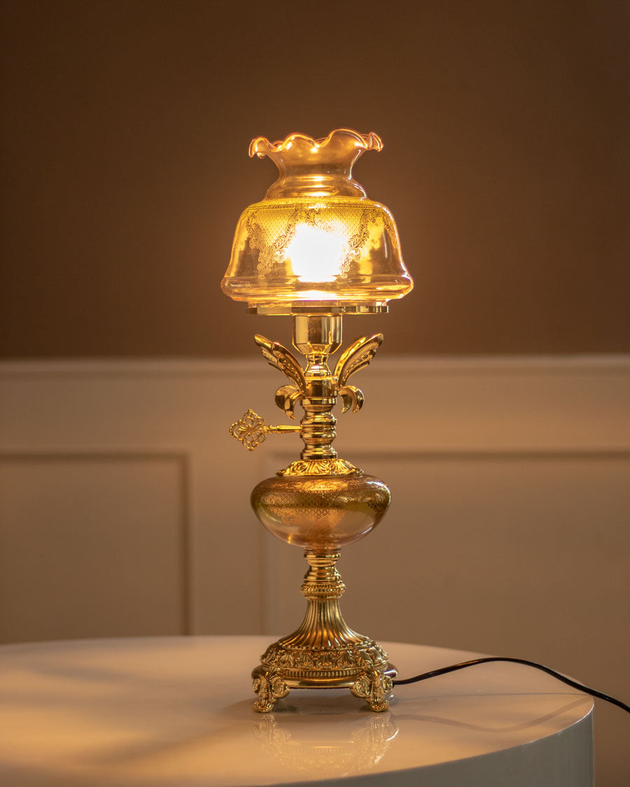 Niloufer Antique Lantern Style Lamp - Clear Gold