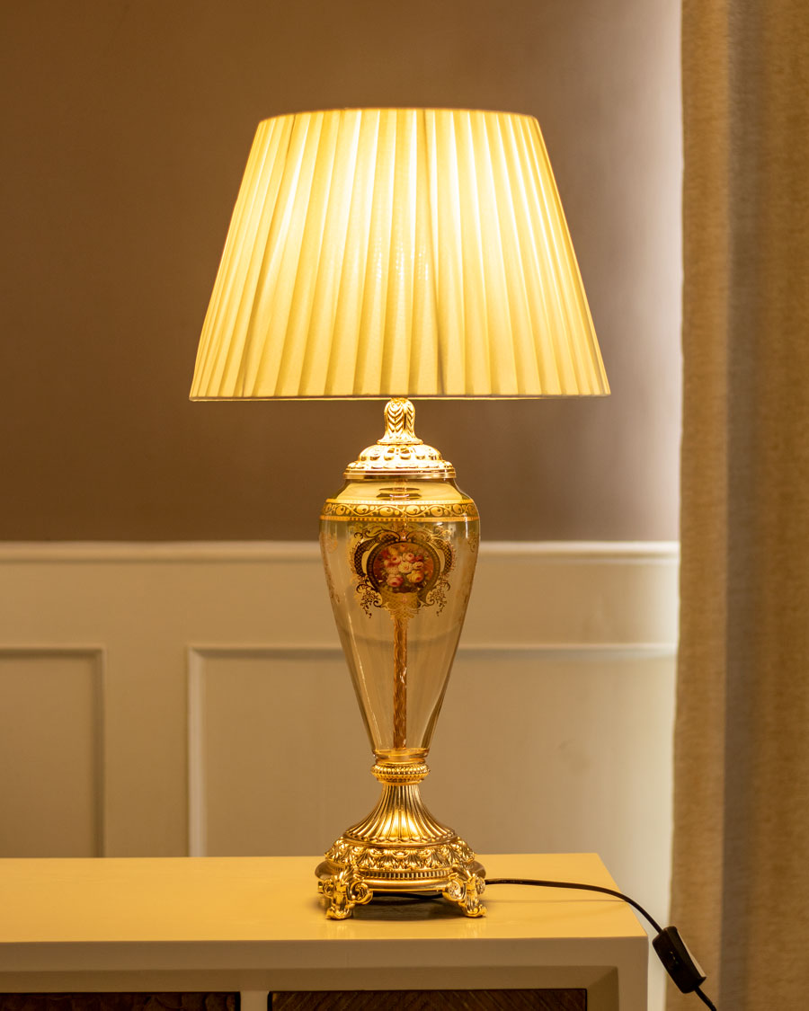 Villeroy Table Lamp - Clear Gold